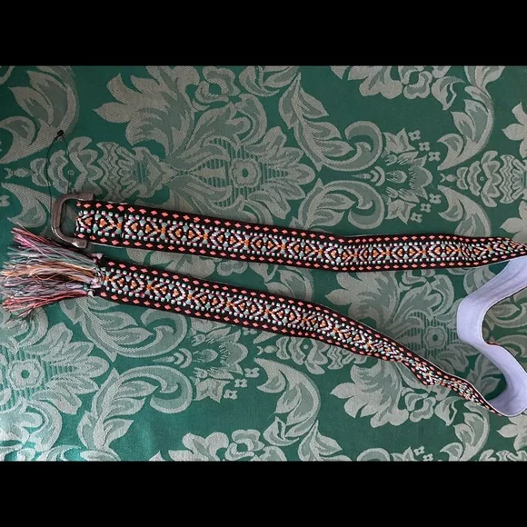 New without tags Free People
Caravan Textile Wrap Belt One size 
Fringe ends - Picture 4 of 9